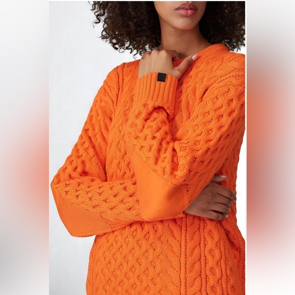 Damaged- Rag & Bone Aran cable knit sweater- size XS
